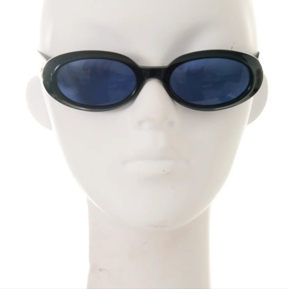 Authentic Vintage Blue Gucci Sunglasses - Picture 8 of 8